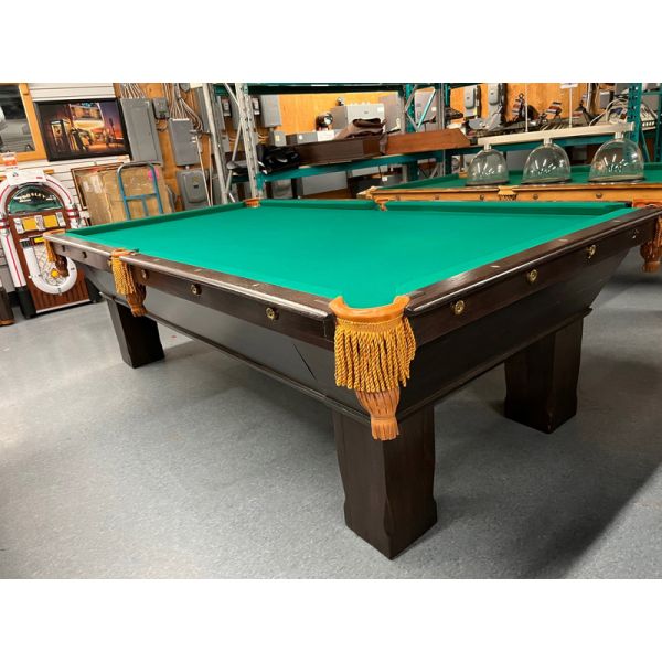 Table de billard Brunswick Dominion Antique 9 pieds usagée fabriqué en bois massif et ardoise naturelle 1 pouce Code : TABLE190BRU9P