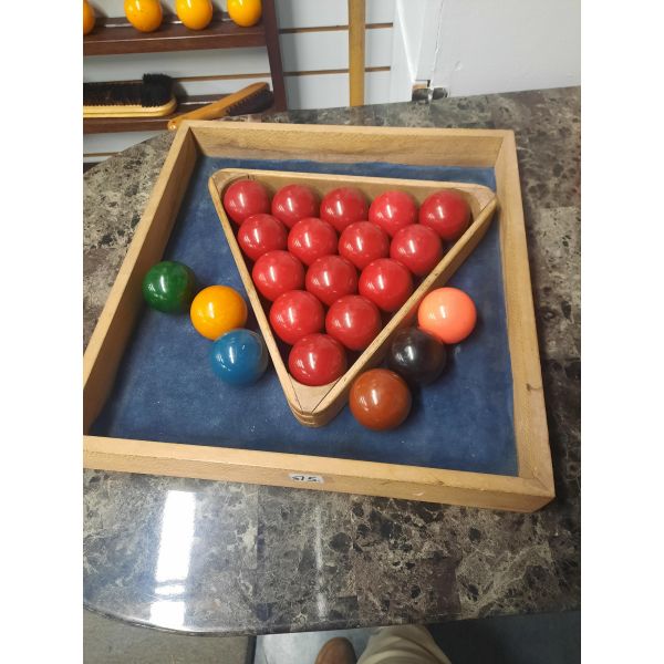 Boules de snooker antique, retro, vintage usagées