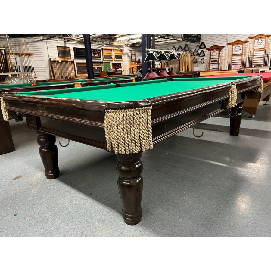 Table de billard usagée 9 pieds Canada Billiard Anniversary en bois