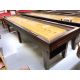 Table de jeu Shuffleboard 12 pieds Majestic modèle de plancher fabriquée en bois massif Érable et Tremble au fini Noyer, surface de jeu recouvert de Polyuréthane résistant. 
En spécial / Promotion / Liquidation