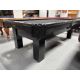 Table de billard usagées Palason Deluxe avec ardoise 3 morceaux de 8 x 4 pieds Code : TABLE528PAL8
Fabriquée avec Ardoise de 1/2 pouce, bois massif et bois d'ingénierie fini Noir, pattes carrées, poches en cuir Noir véritable à franges avec tapis noir. I