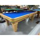 Table de pool usagée Connelly Billiards 8 pieds fini Érable avec ardoise 1 pouce et tapis Bleu neuf Code : TABLE606CON8P Fabriquée en bois massif, fuselées, poches en cuir véritable, ardoise naturelle 1 pouce, un tapis de billard Royal neuf avec protecti