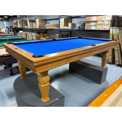 Table de billard usagée modèle Versaille de marque Beach Manufacturing 8 pieds avec tapis Bleu Royal Code : TABLE581BEACH8P