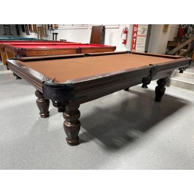 Table de pool usagée Palason Billard Fraser 8 pieds fini Noyer avec ardoise 1 pouce et tapis Brun Code : TABLE602PAL8P 