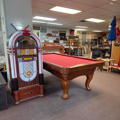 Table de billard Legacy Caravel 8 pieds avec tapis de première qualité Brunswick Centennial Code : TABLELIQ147OTT 